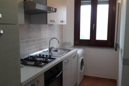 شقة كاربونيا  في Andrea'S House المظهر الخارجي الصورة